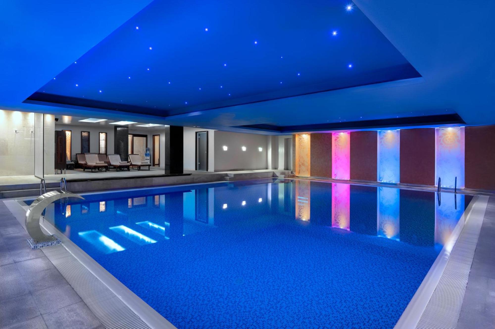 Movenpick Hotel Сараево Екстериор снимка