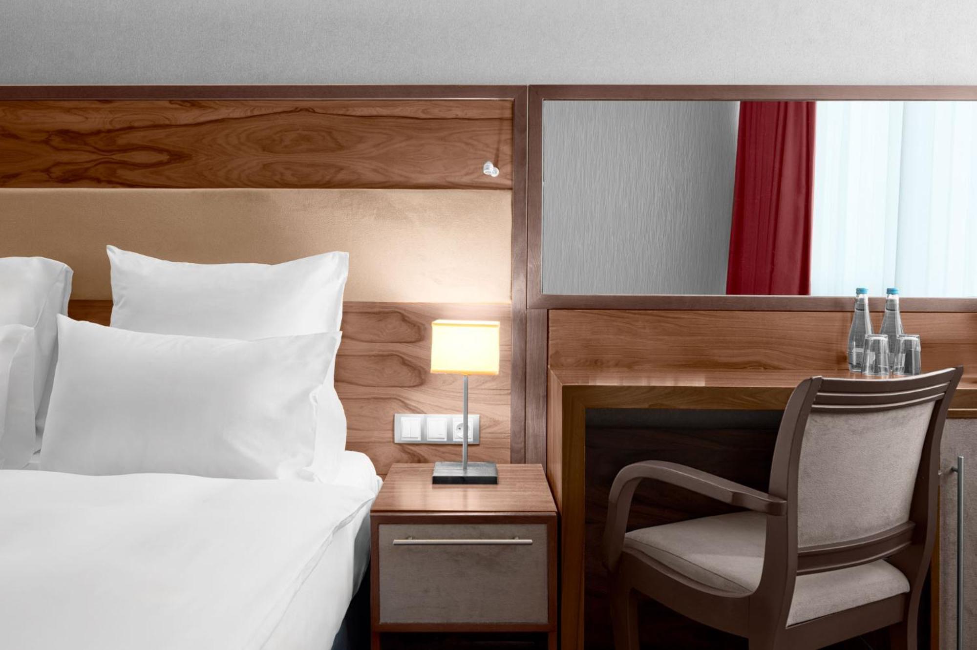 Movenpick Hotel Сараево Екстериор снимка