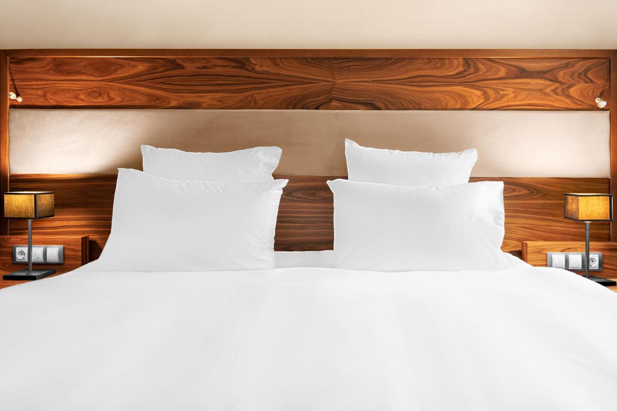 Movenpick Hotel Сараево Екстериор снимка