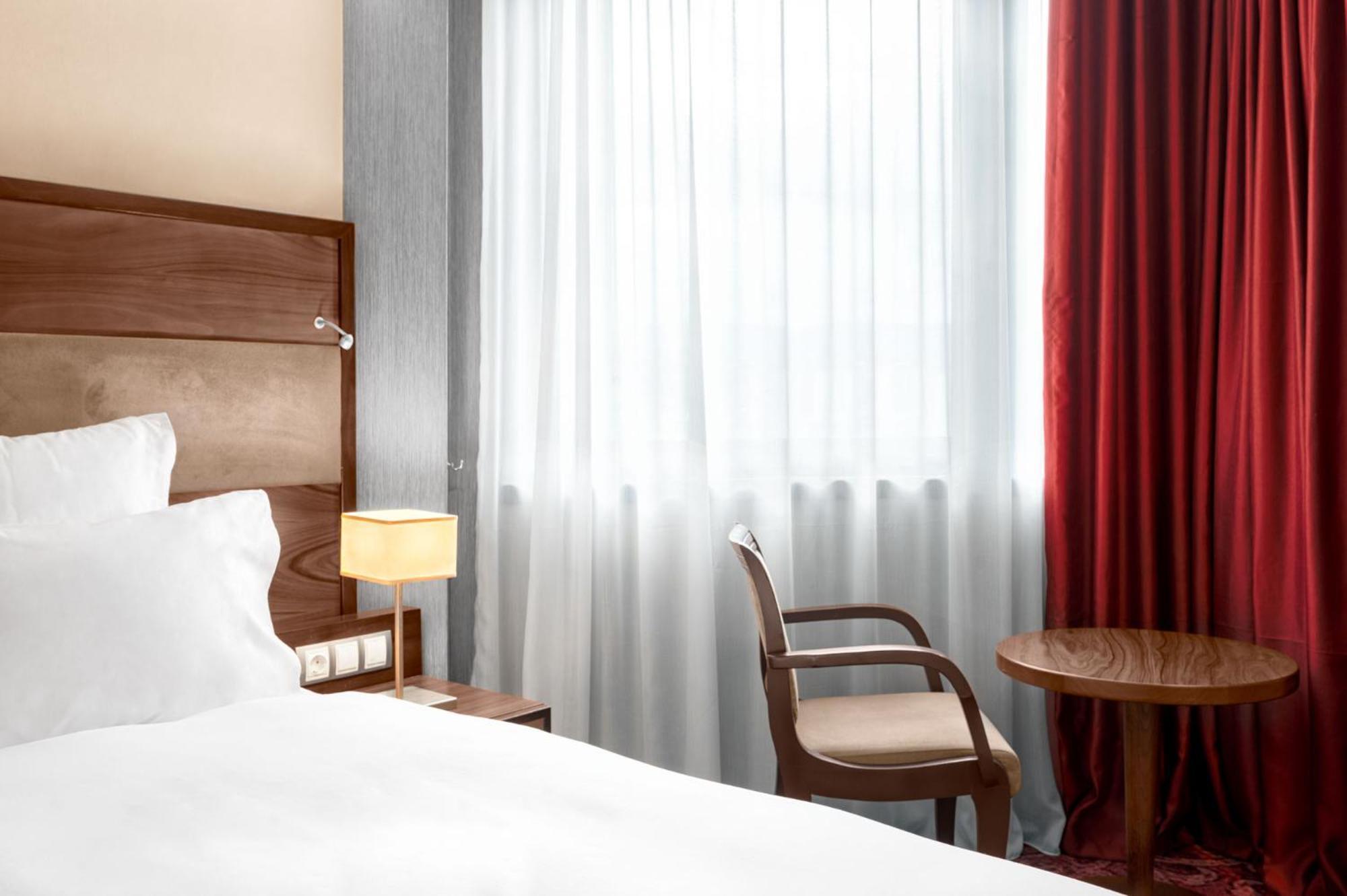 Movenpick Hotel Сараево Екстериор снимка