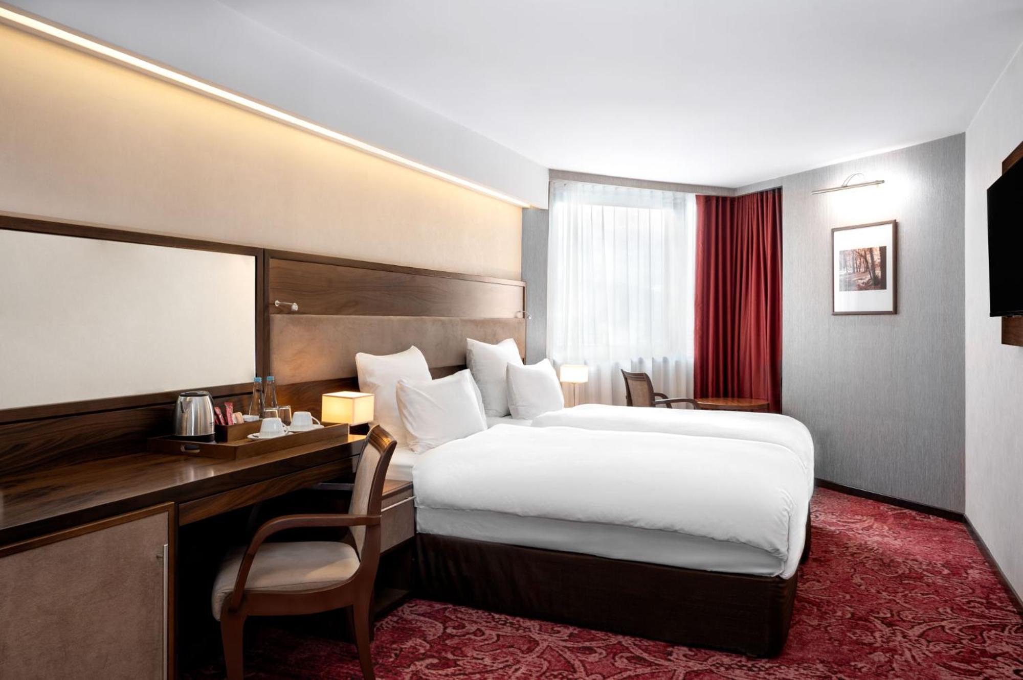 Movenpick Hotel Сараево Екстериор снимка