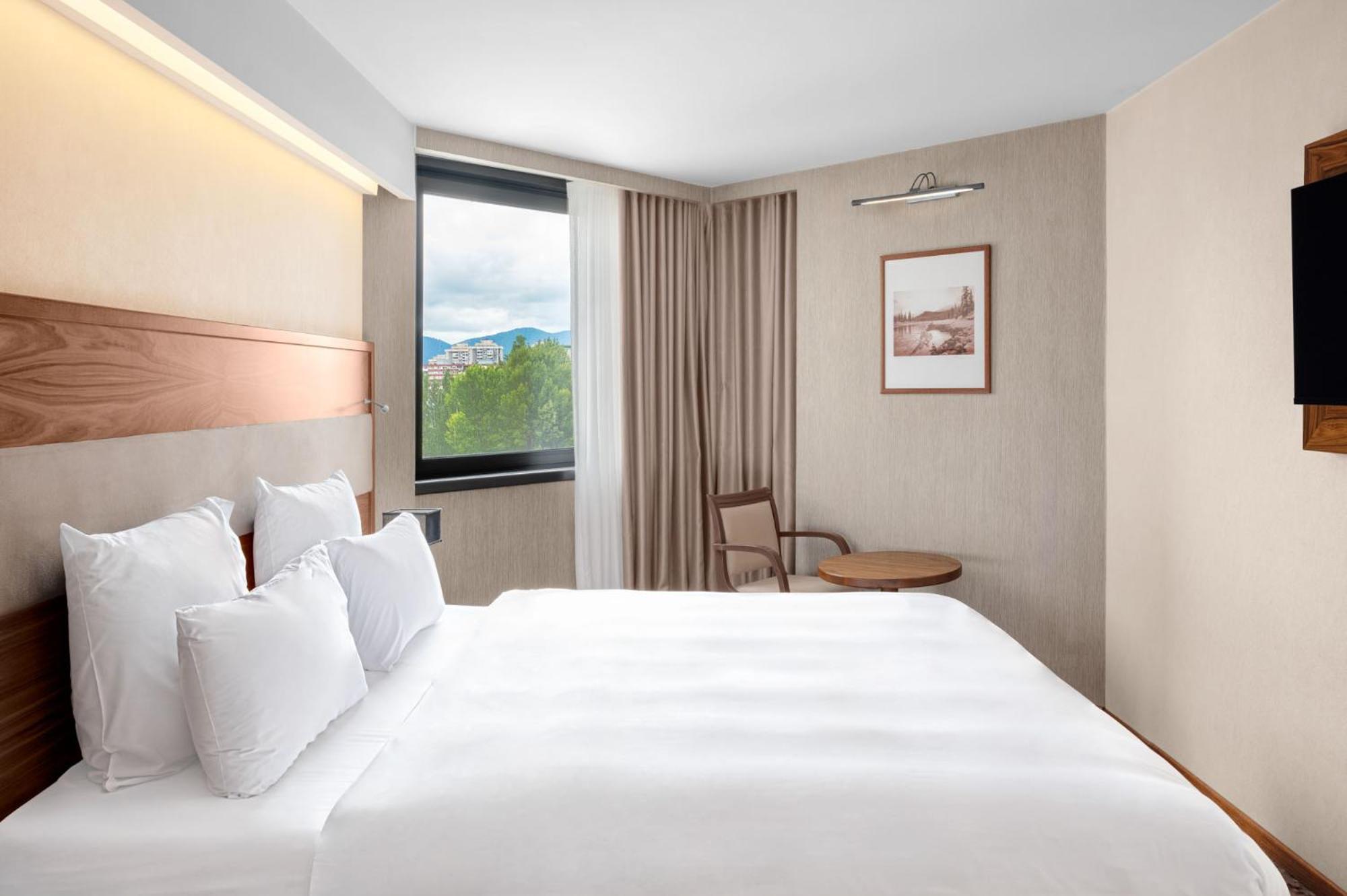 Movenpick Hotel Сараево Екстериор снимка