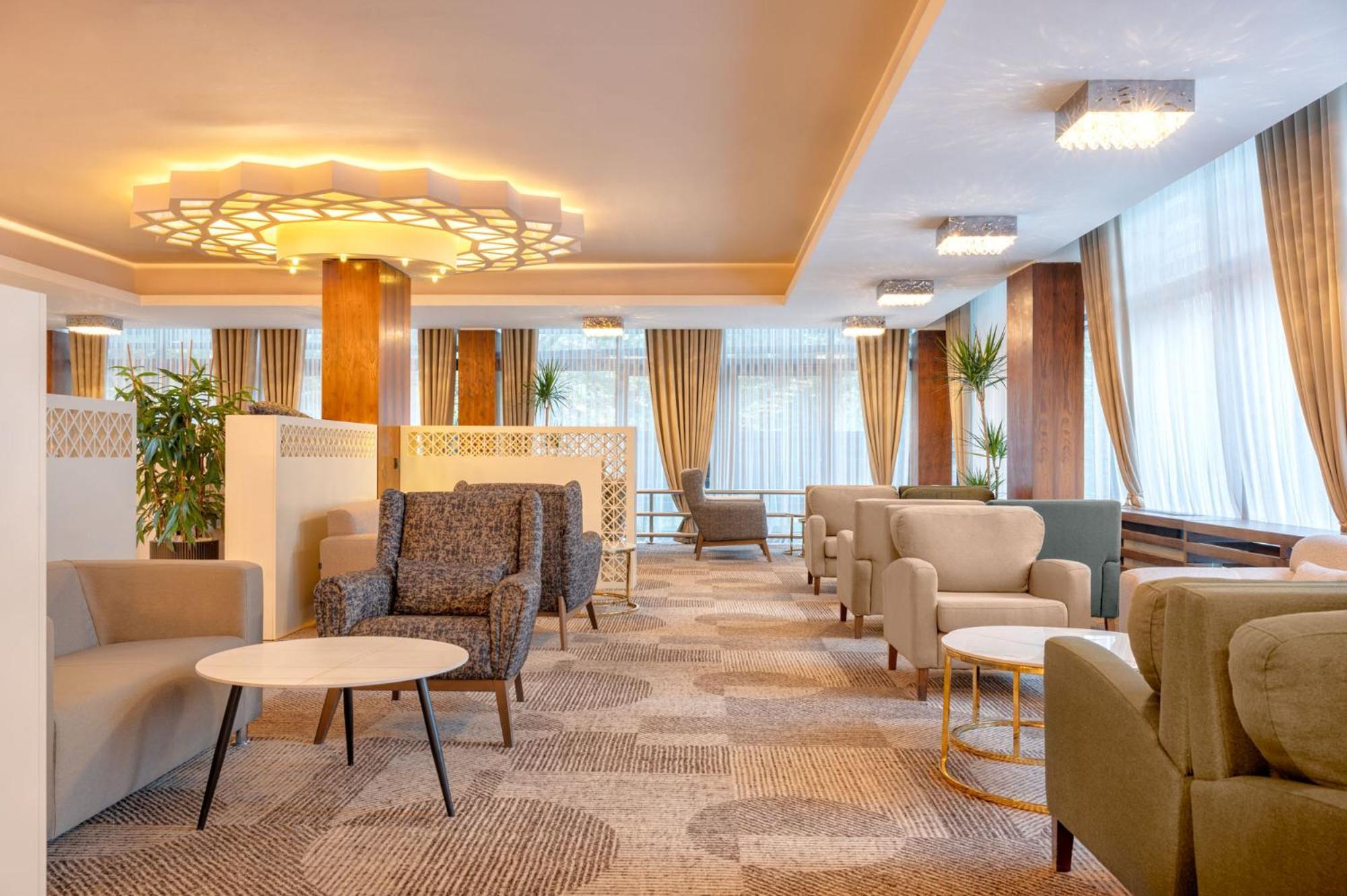 Movenpick Hotel Сараево Екстериор снимка