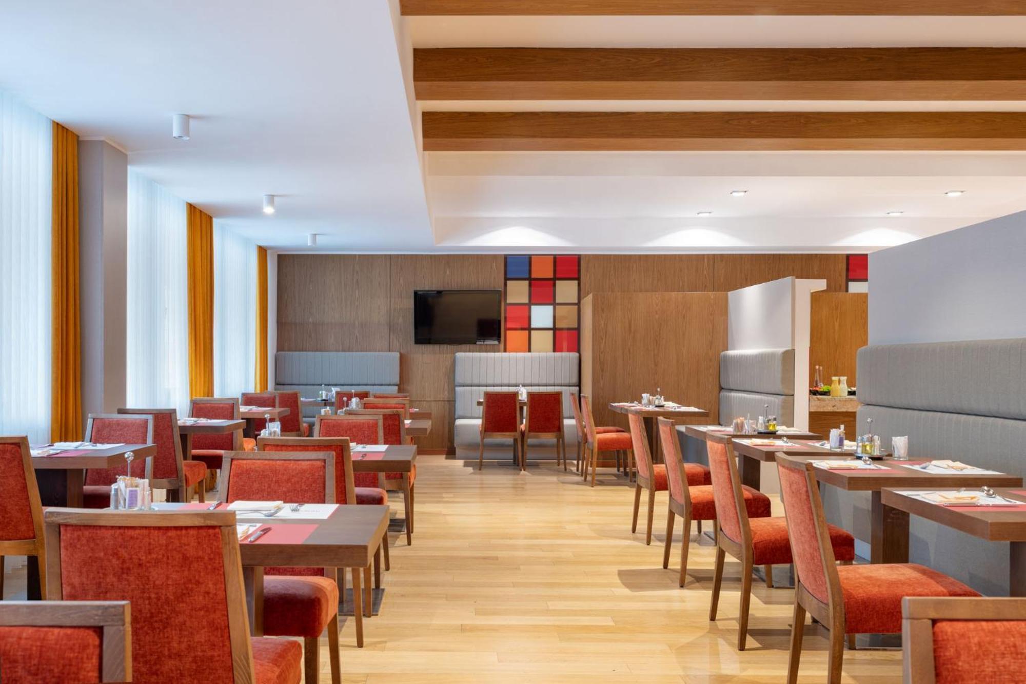 Movenpick Hotel Сараево Екстериор снимка