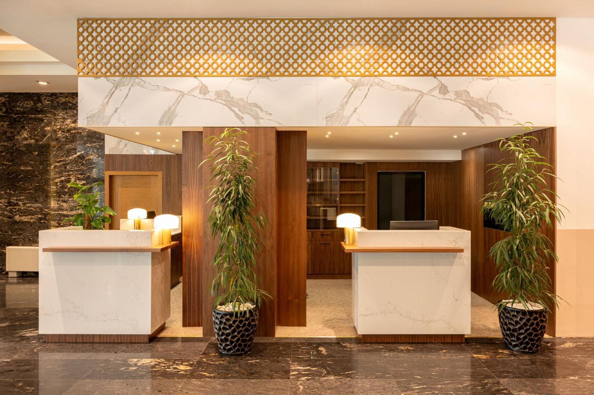 Movenpick Hotel Сараево Екстериор снимка