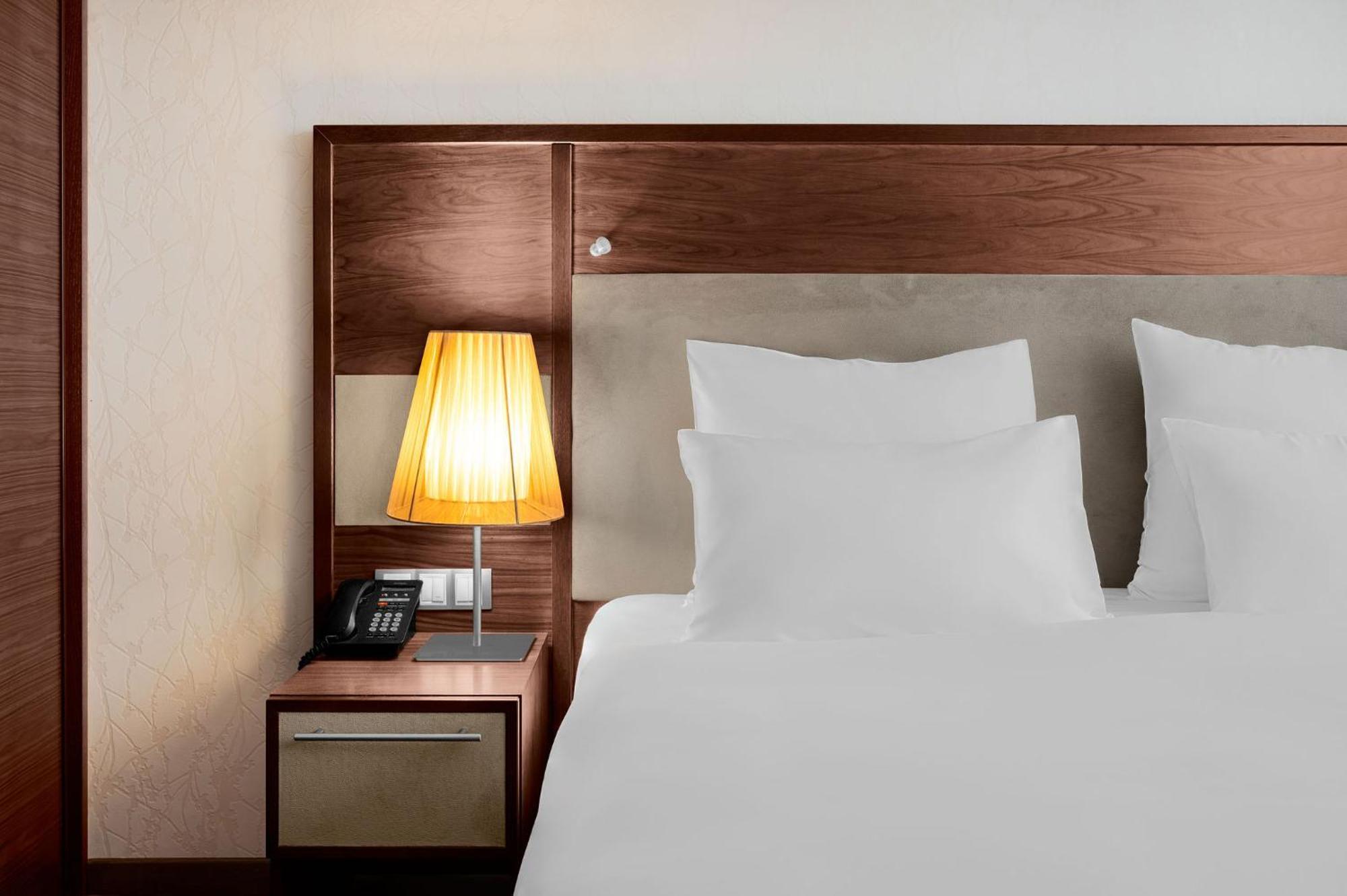 Movenpick Hotel Сараево Екстериор снимка