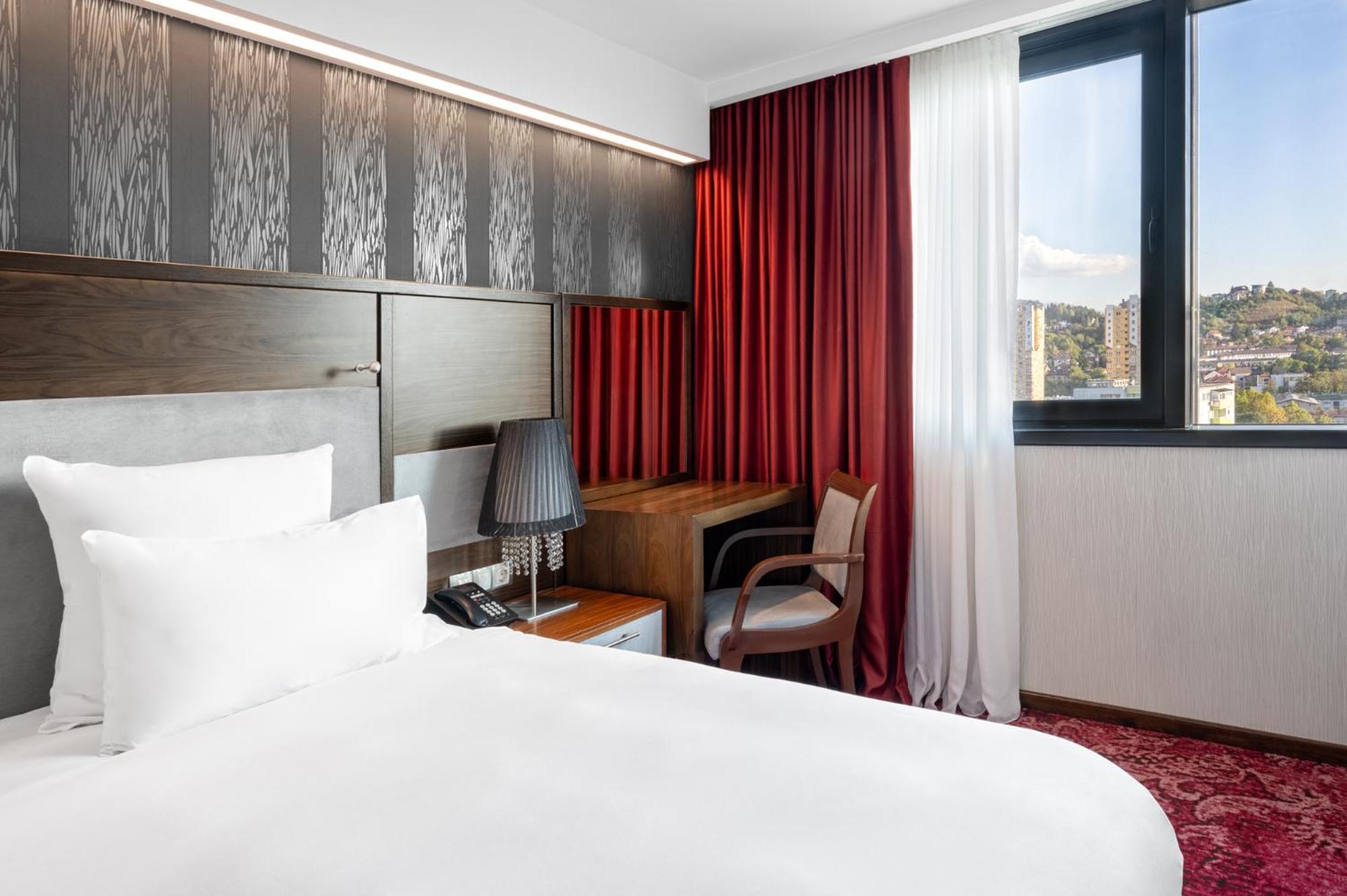 Movenpick Hotel Сараево Екстериор снимка